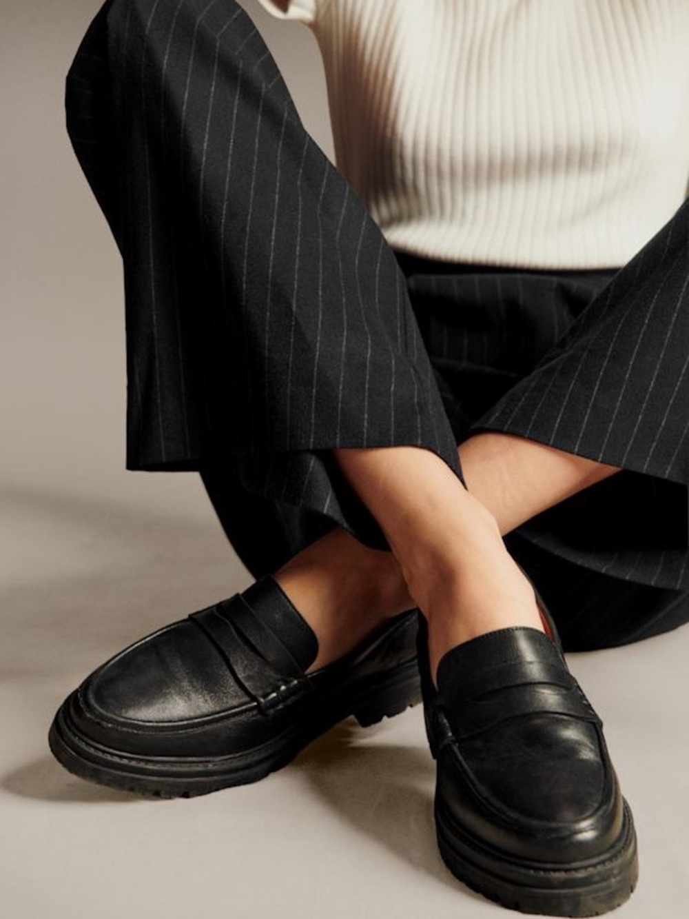 Sézane Albane Black Smooth Leather Lug Sole Platform Penny Loafers Sz 37 School - Picture 2 of 8